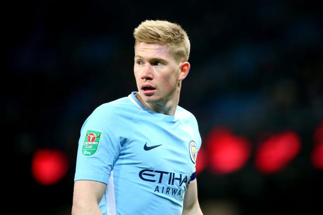 北京时间12月12日凌晨01：45，欧联杯联赛阶段将迎来一场处境迥异的对决。