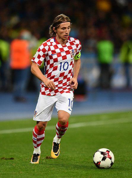 拜仁连续20场德甲进球超过2球，追平13／14赛季瓜帅的纪录