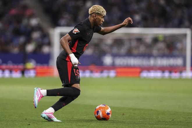 梦开始的地方：英冠最佳年轻球员奥利塞20-21赛季个人秀